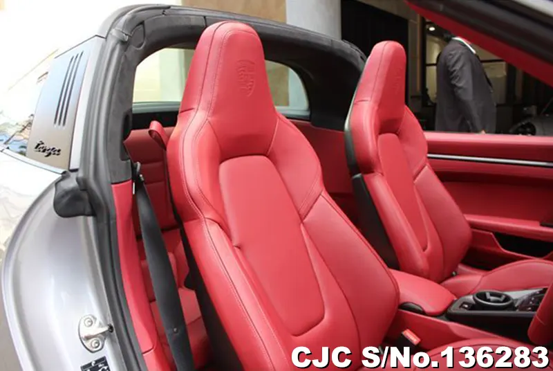 Porsche 911 in Silver for Sale Image 7
