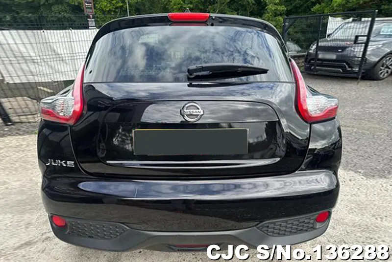 Nissan Juke in Black for Sale Image 3
