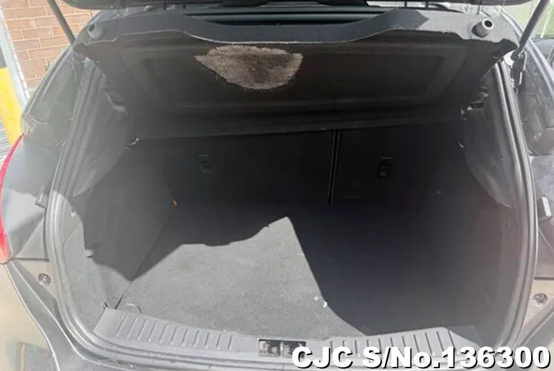 Ford Focus in Gray for Sale Image 6