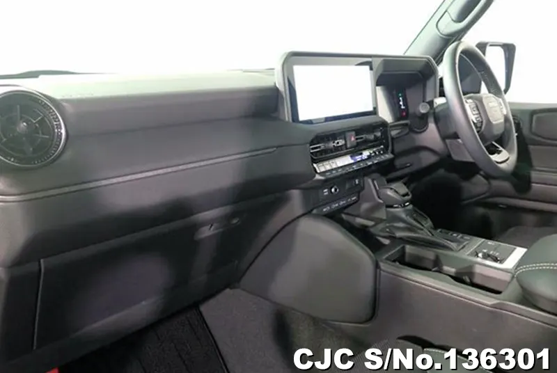 Toyota Land Cruiser 250 in Pearl for Sale Image 9