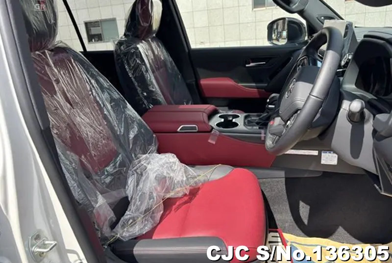 Toyota Land Cruiser in Pearl for Sale Image 9