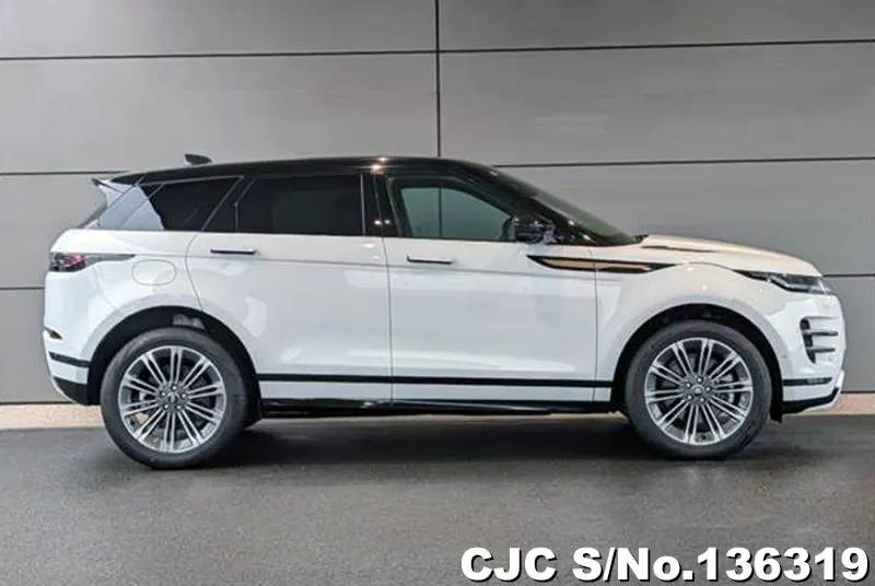 Land Rover Range Rover in White for Sale Image 5
