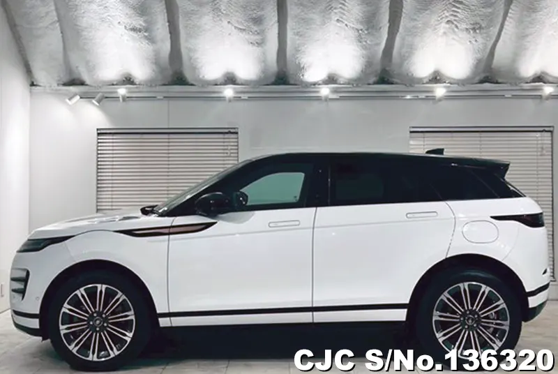 Land Rover Range Rover in White for Sale Image 7