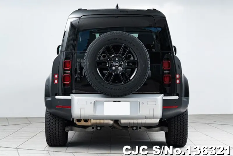 Land Rover Defender in Black for Sale Image 5