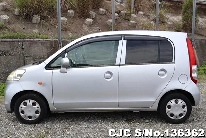 Honda Life in Silver for Sale Image 7