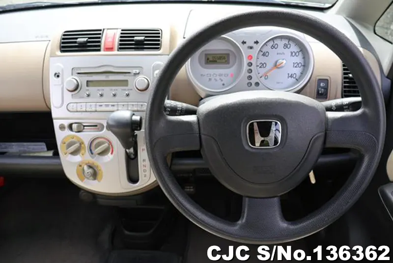 Honda Life in Silver for Sale Image 15