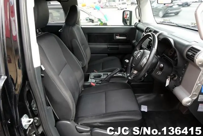 Toyota FJ Cruiser in Black for Sale Image 6