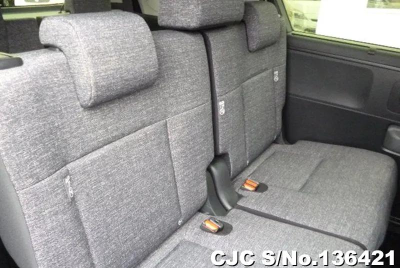 Toyota Sienta in Silver for Sale Image 8