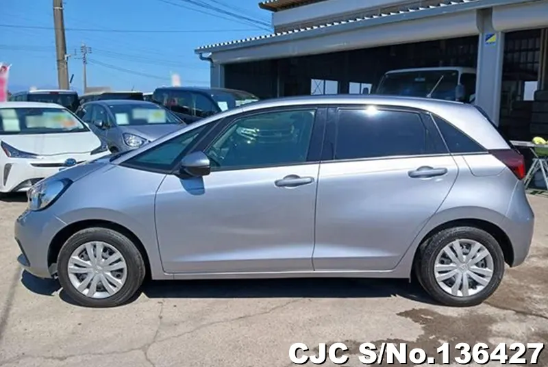 Honda Fit in Silver for Sale Image 3