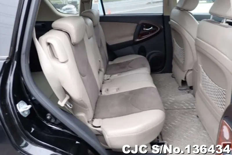 Toyota Vanguard in Black for Sale Image 12