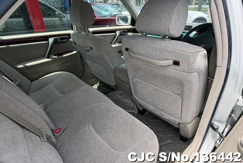 Toyota Crown in Silver for Sale Image 11