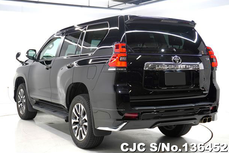 Toyota Land Cruiser Prado in Black for Sale Image 1