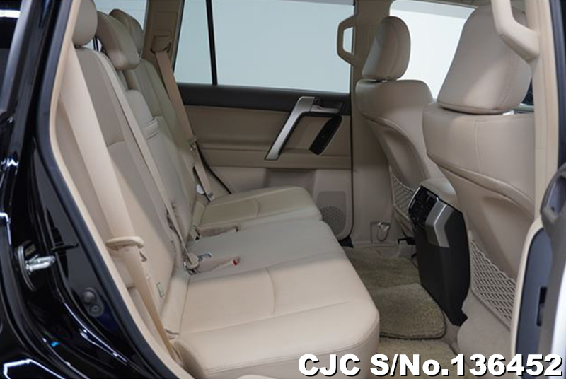 Toyota Land Cruiser Prado in Black for Sale Image 14