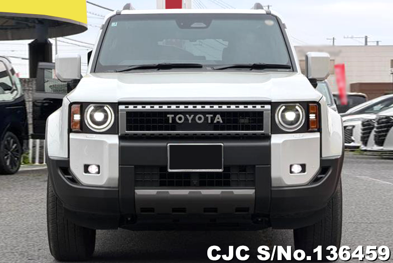 Toyota Land Cruiser 250 in Pearl for Sale Image 4
