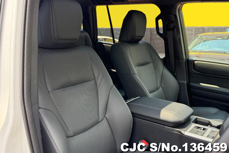Toyota Land Cruiser 250 in Pearl for Sale Image 11