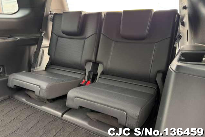 Toyota Land Cruiser 250 in Pearl for Sale Image 16