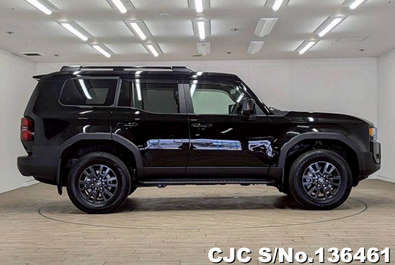 Toyota Land Cruiser 250 in Black for Sale Image 6