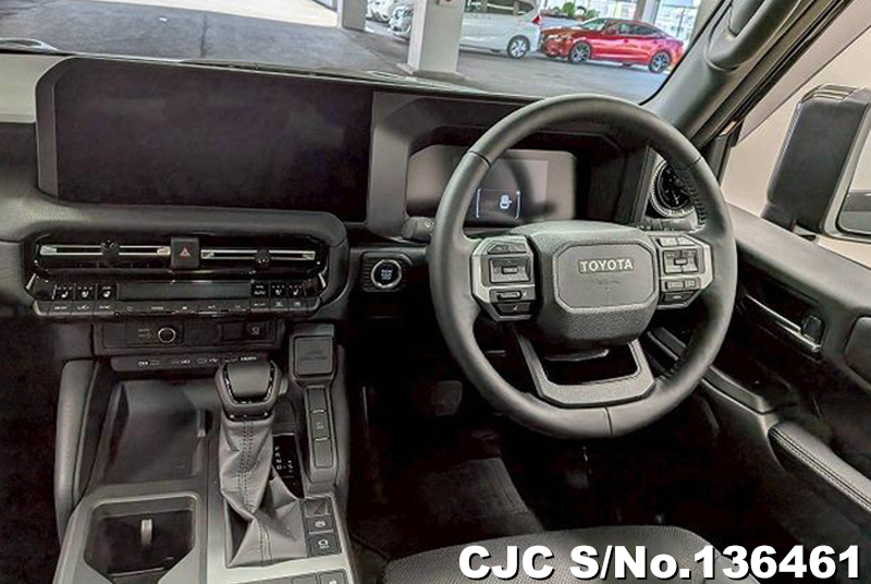 Toyota Land Cruiser 250 in Black for Sale Image 15
