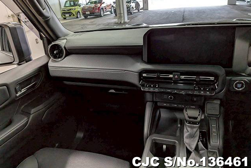 Toyota Land Cruiser 250 in Black for Sale Image 17