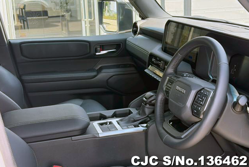 Toyota Land Cruiser 250 in Pearl for Sale Image 8