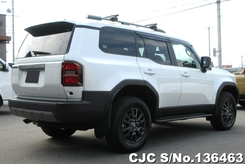 Toyota Land Cruiser 250 in Pearl for Sale Image 2