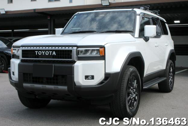 Toyota Land Cruiser 250 in Pearl for Sale Image 3