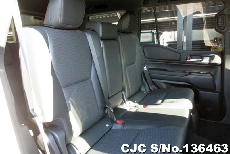 Toyota Land Cruiser 250 in Pearl for Sale Image 14
