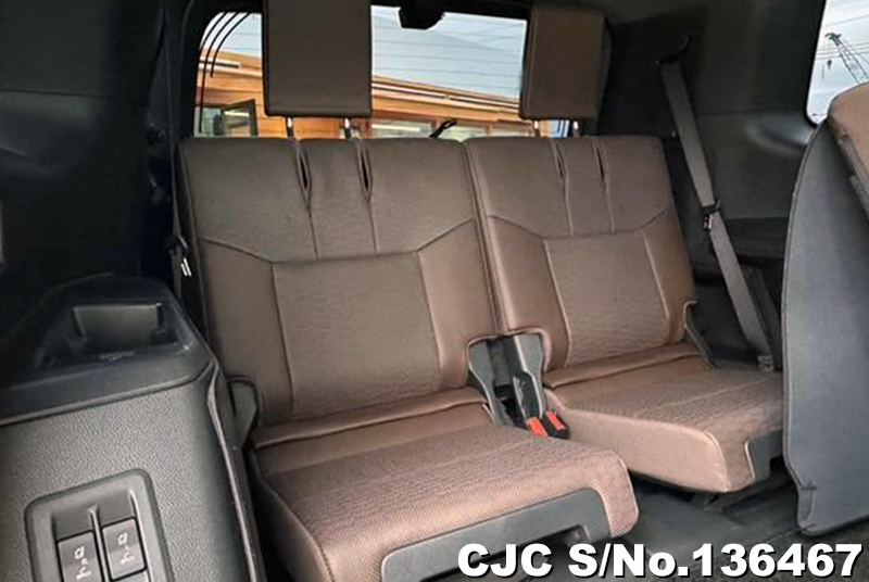 Toyota Land Cruiser 250 in Gray for Sale Image 15