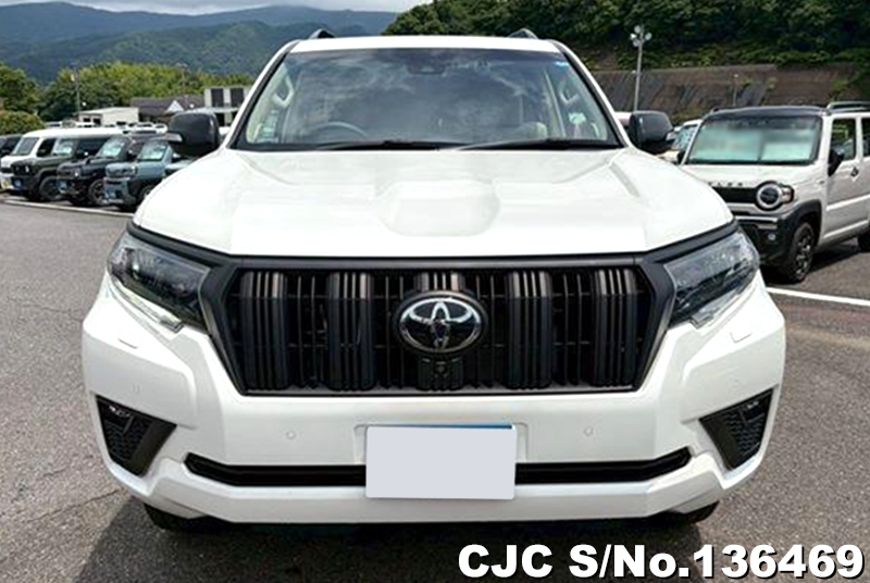 Toyota Land Cruiser Prado in Pearl for Sale Image 4