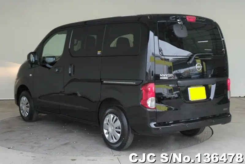 Nissan NV200 in Black for Sale Image 1