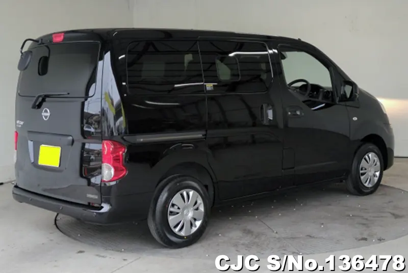 Nissan NV200 in Black for Sale Image 2