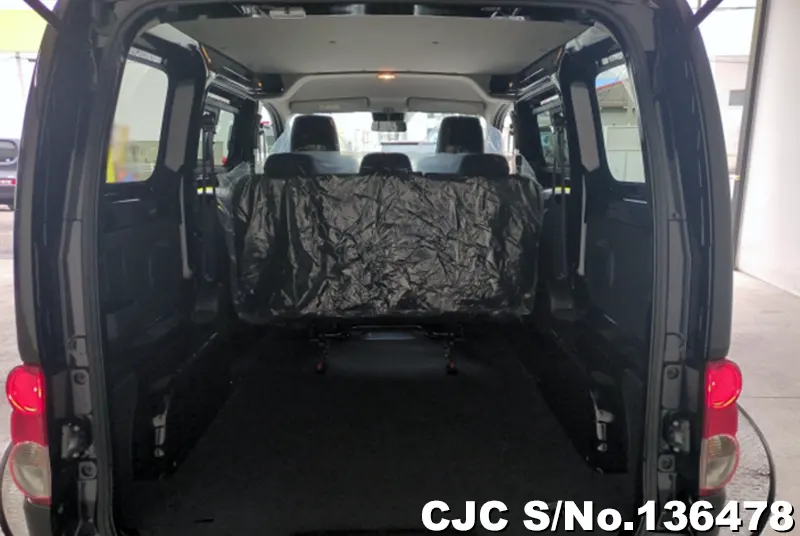Nissan NV200 in Black for Sale Image 8