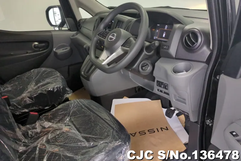 Nissan NV200 in Black for Sale Image 10