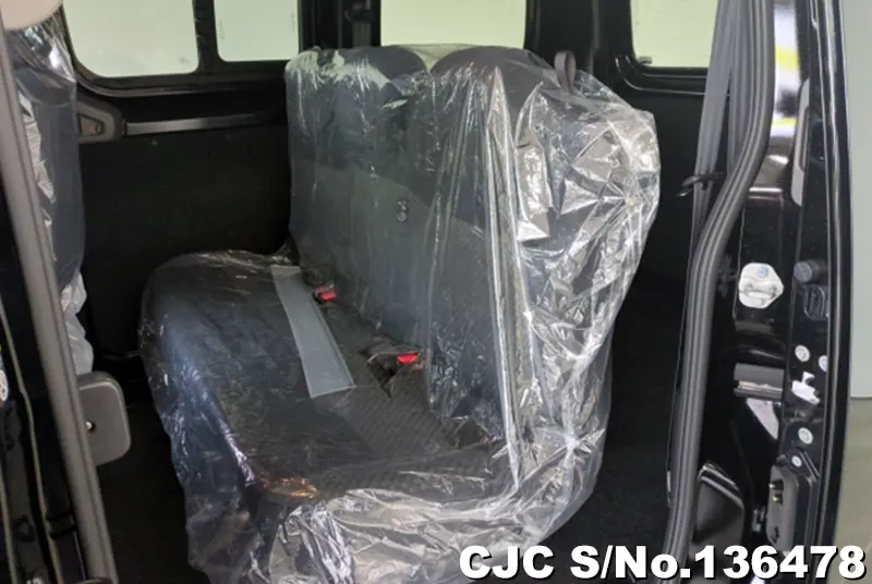 Nissan NV200 in Black for Sale Image 15