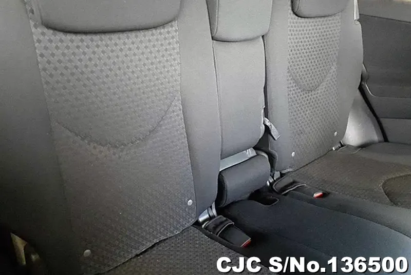 Toyota Vanguard in Black for Sale Image 10