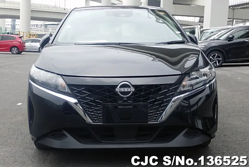 Nissan Note in Black for Sale Image 4