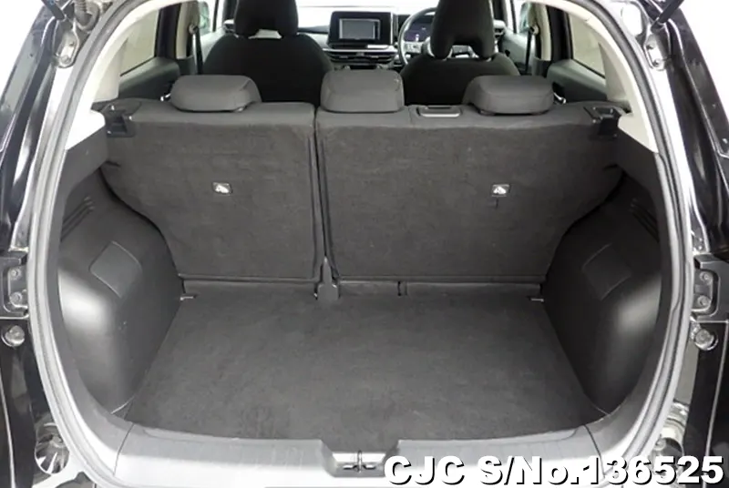 Nissan Note in Black for Sale Image 8