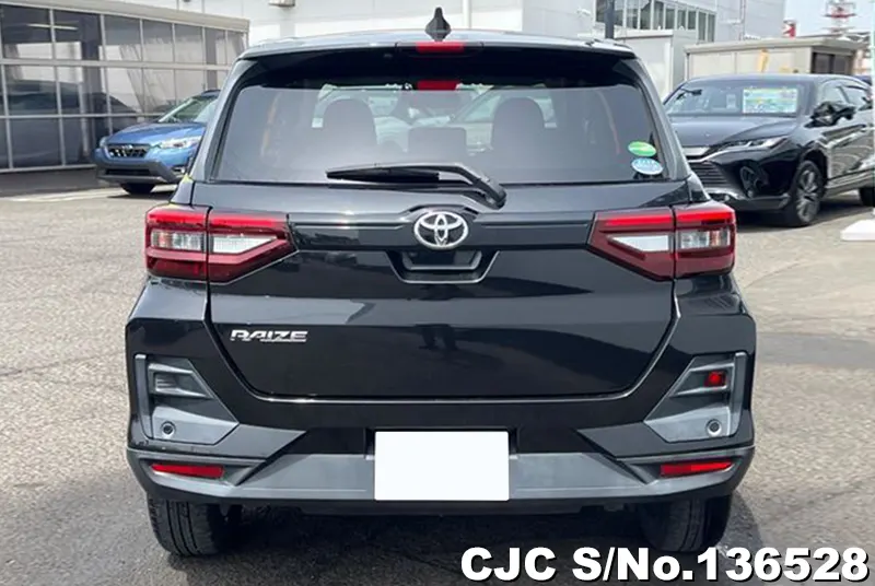 Toyota Raize in Black for Sale Image 2