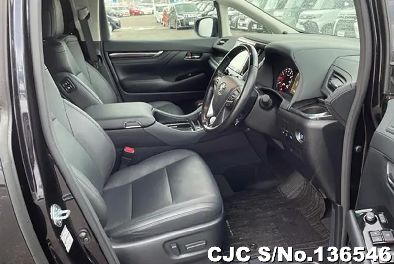 Toyota Alphard in Black for Sale Image 7
