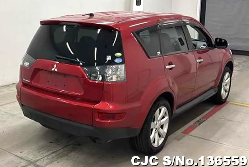Mitsubishi Outlander in Red for Sale Image 2
