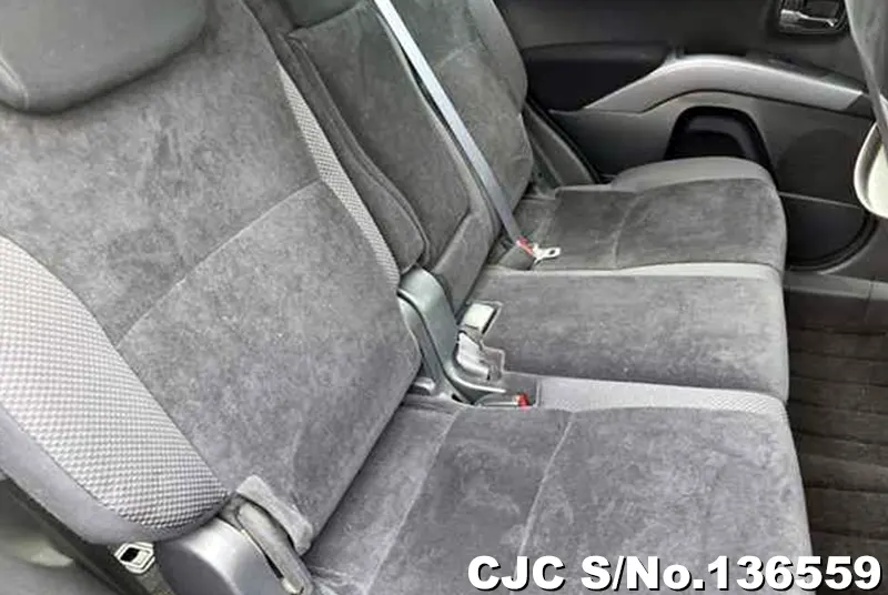 Mitsubishi Outlander in Red for Sale Image 6