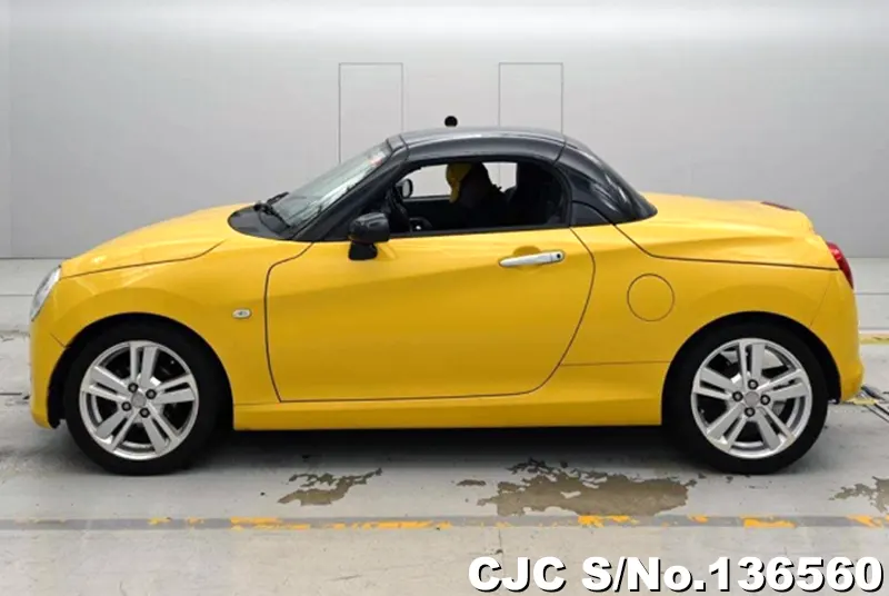 Daihatsu Copen in Yellow for Sale Image 7
