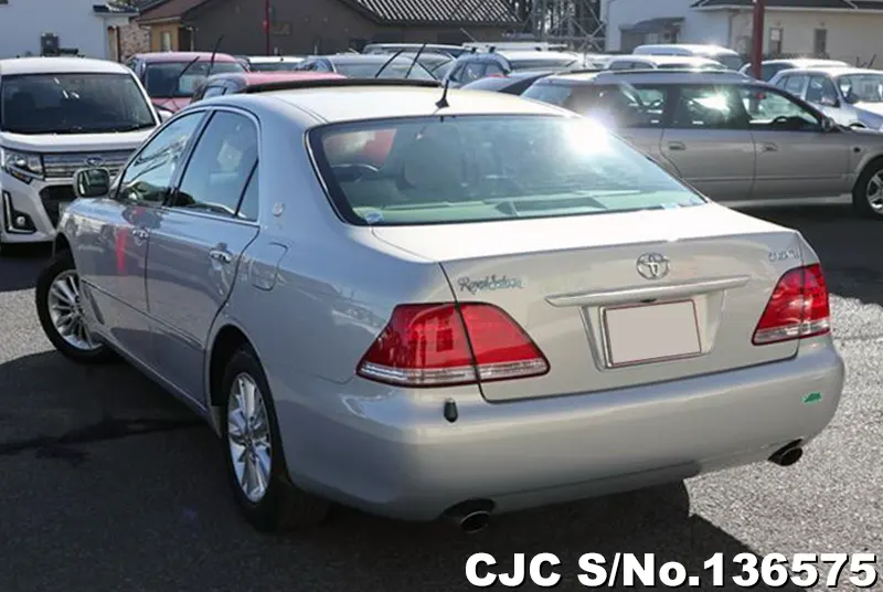 Toyota Crown in Silver for Sale Image 1
