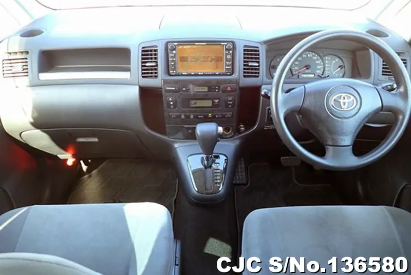 Toyota Spacio in Silver for Sale Image 8