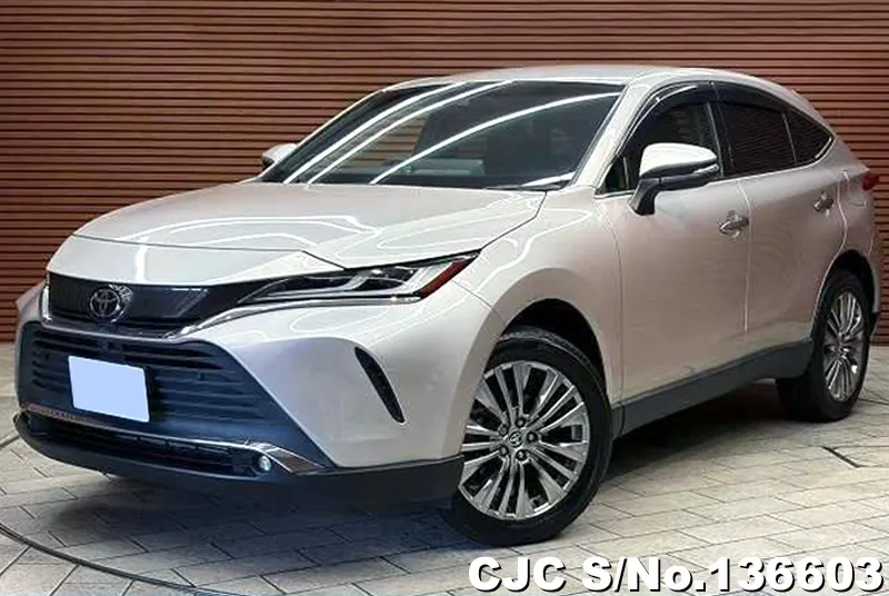 Toyota / Harrier 2020