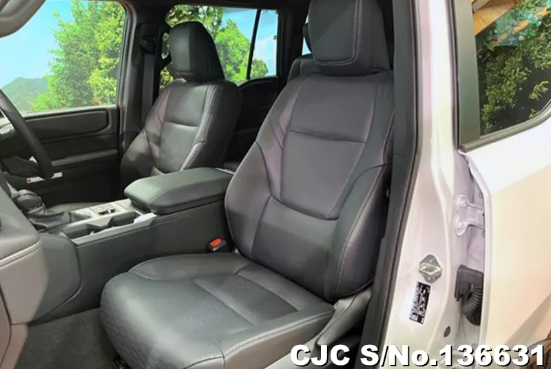 Toyota Land Cruiser 250 in Pearl for Sale Image 3