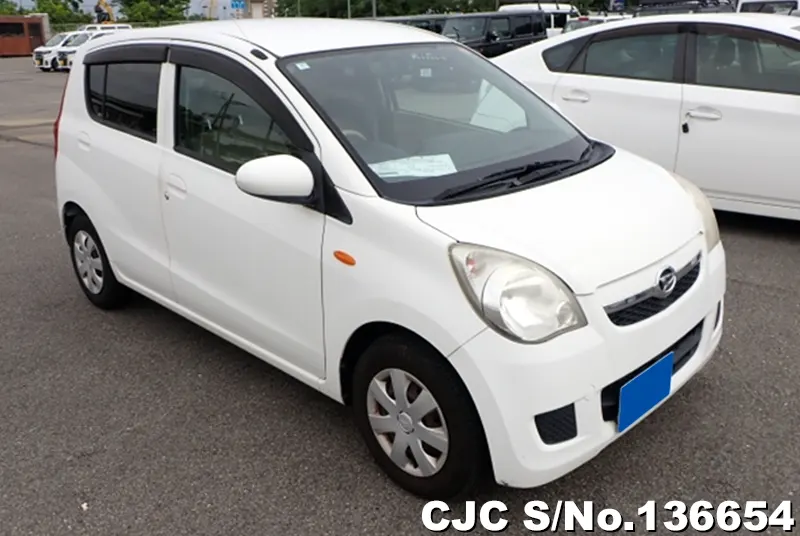 Daihatsu / Mira 2011