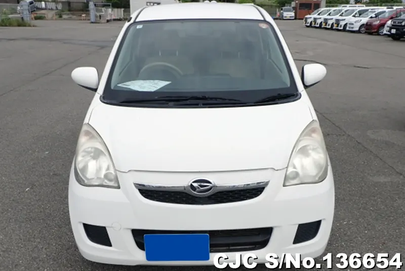 Daihatsu Mira in White for Sale Image 4