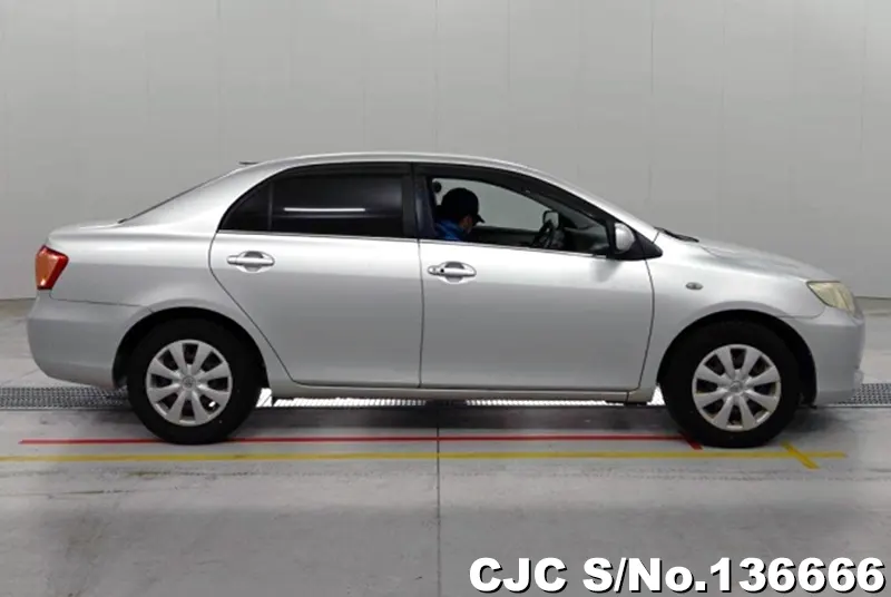 Toyota Corolla Axio in Silver for Sale Image 6