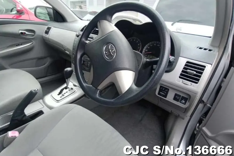 Toyota Corolla Axio in Silver for Sale Image 9